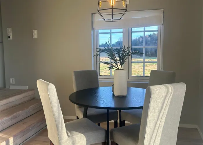 Gezellig Met Mooi Uitzicht *